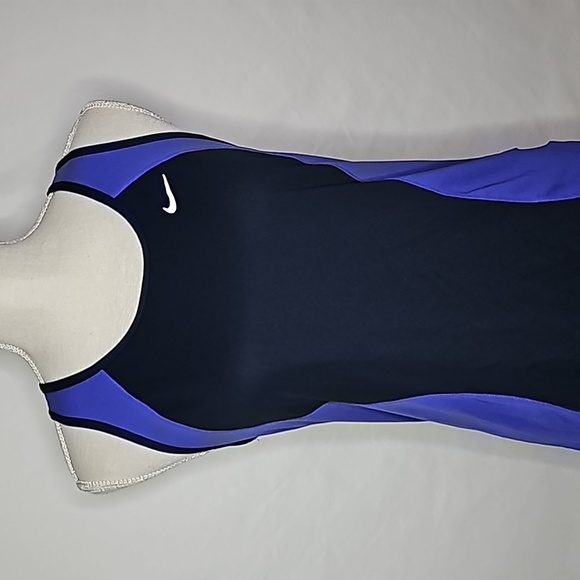 NIKE ▪︎ WOMEN'S DRI-FIT ATHLETIC TANK TOP ▪︎ SIZE M - Picture 3 of 8